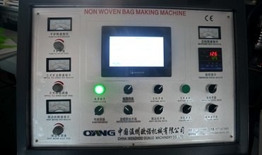 Endüstriyel Çevre Dostu Çanta Yapma Makinesi / Kumaş Çanta Şekillendirme Makinesi